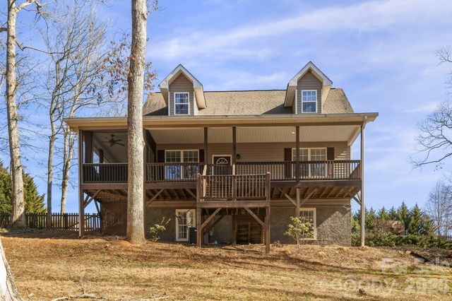 4 Carter Hill Drive, Leicester, NC 28748