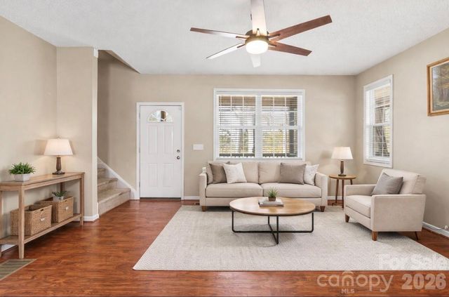 4 Carter Hill Drive, Leicester, NC 28748