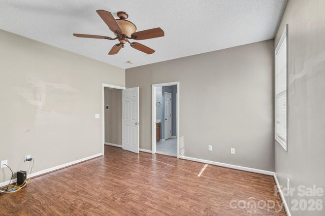 4 Carter Hill Drive, Leicester, NC 28748