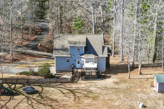 4 Carter Hill Drive, Leicester, NC 28748