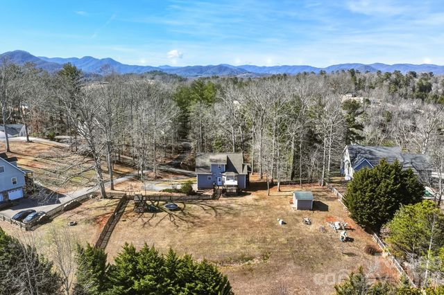 4 Carter Hill Drive, Leicester, NC 28748