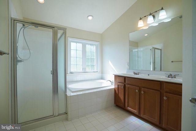 5685 FAIRCLOTH CT, Centreville, VA 20120