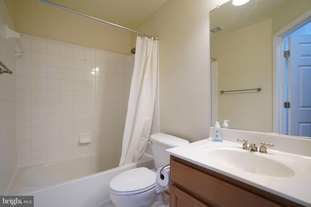 5685 FAIRCLOTH CT, Centreville, VA 20120