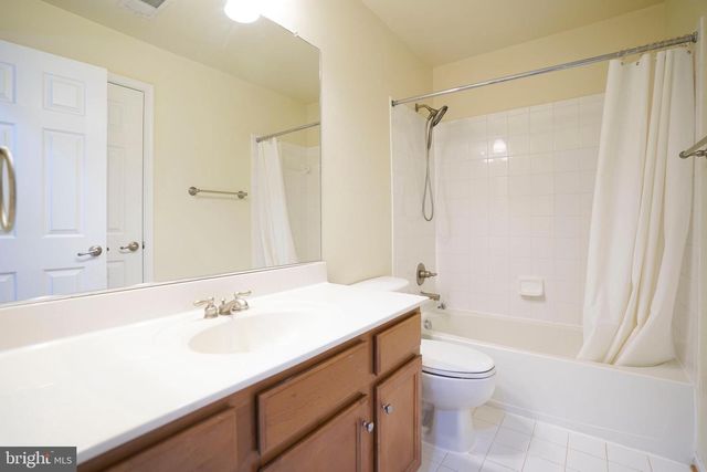 5685 FAIRCLOTH CT, Centreville, VA 20120