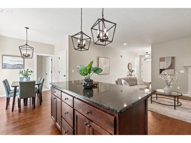 16846 Sw KAVITT Ln, Beaverton, OR 97078