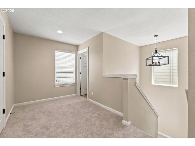 16846 Sw KAVITT Ln, Beaverton, OR 97078