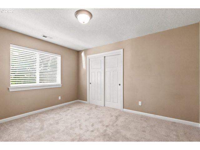 16846 Sw KAVITT Ln, Beaverton, OR 97078