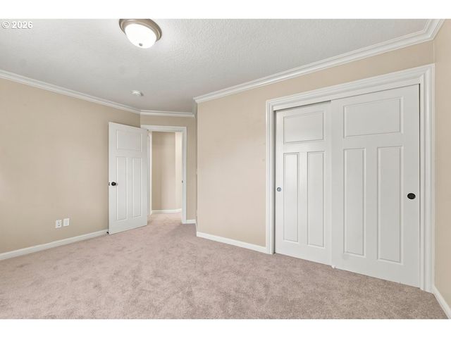 16846 Sw KAVITT Ln, Beaverton, OR 97078