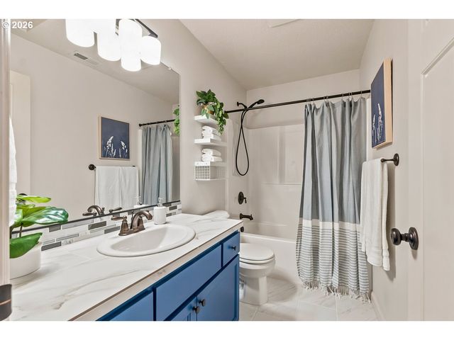 16846 Sw KAVITT Ln, Beaverton, OR 97078