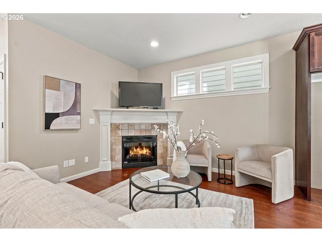 16846 Sw KAVITT Ln, Beaverton, OR 97078