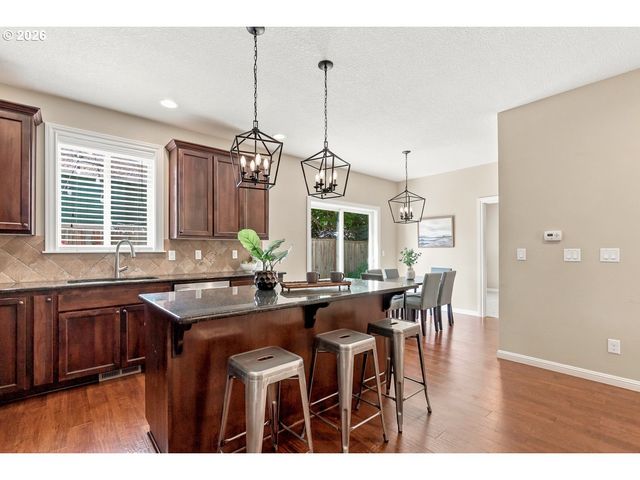 16846 Sw KAVITT Ln, Beaverton, OR 97078