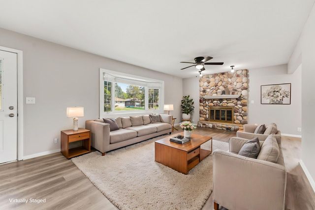 6407 Orchard Avenue N, Brooklyn Park, MN 55429