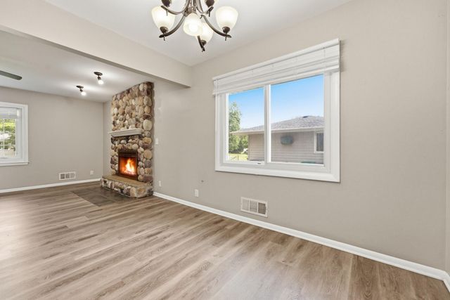 6407 Orchard Avenue N, Brooklyn Park, MN 55429