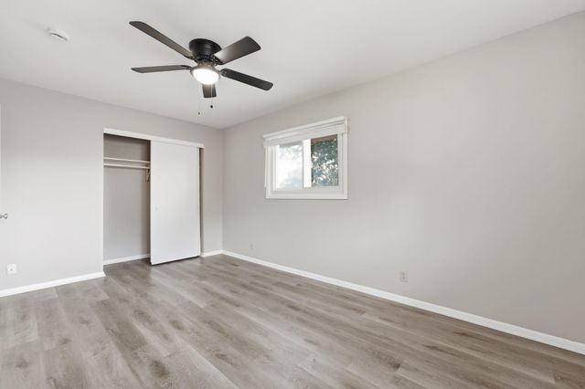 6407 Orchard Avenue N, Brooklyn Park, MN 55429