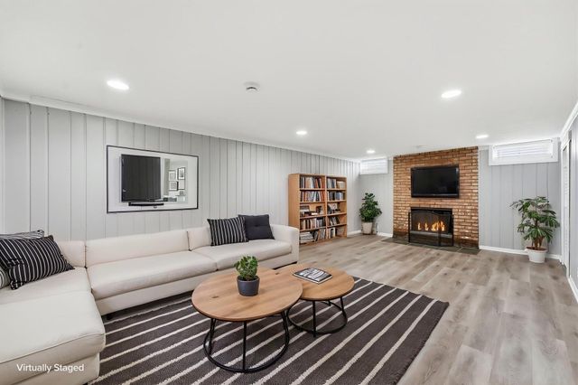6407 Orchard Avenue N, Brooklyn Park, MN 55429
