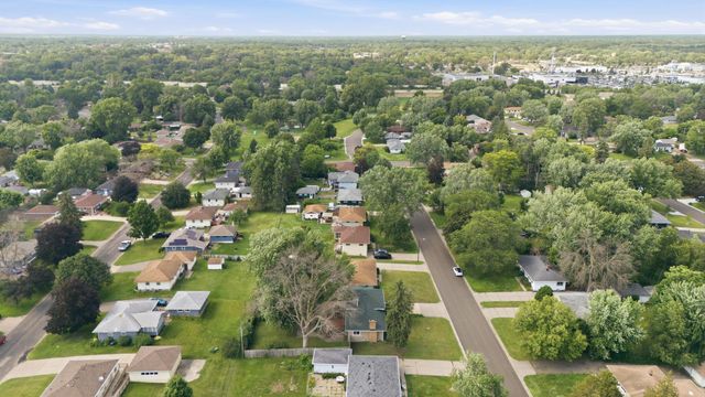 6407 Orchard Avenue N, Brooklyn Park, MN 55429