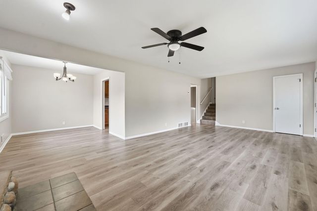 6407 Orchard Avenue N, Brooklyn Park, MN 55429