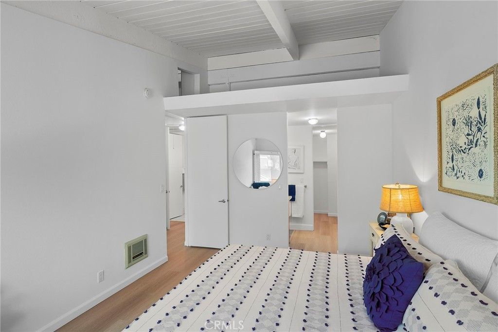 property-img