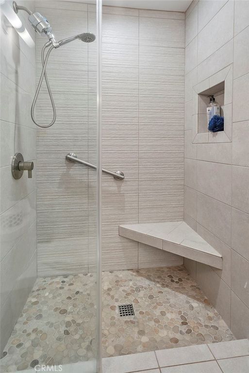 property-img