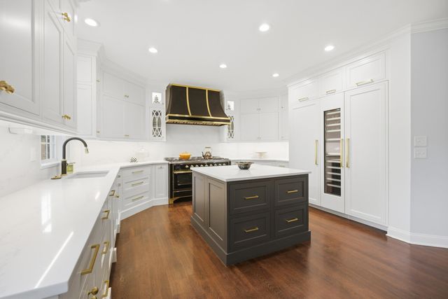 2772 Oak Manor Drive, Mount Pleasant, SC 29466