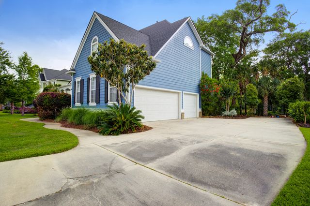 2772 Oak Manor Drive, Mount Pleasant, SC 29466