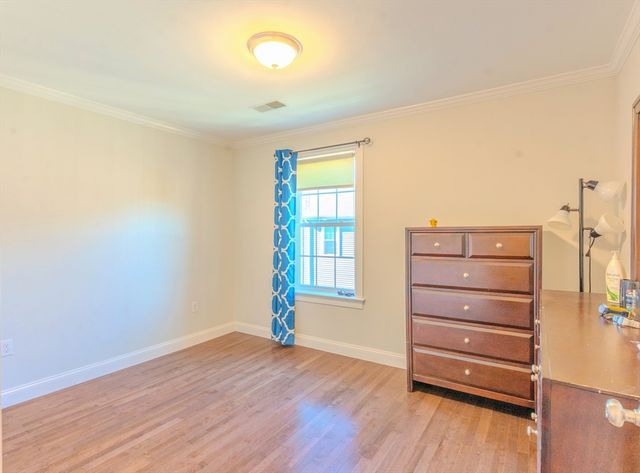 2 Mitchell Ln B, Weymouth, MA 02190