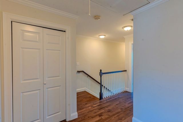 2 Mitchell Ln B, Weymouth, MA 02190