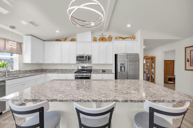1140 Banner Peak Drive, Carson City, NV 89701