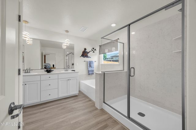 1140 Banner Peak Drive, Carson City, NV 89701
