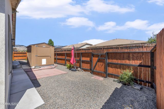 1140 Banner Peak Drive, Carson City, NV 89701