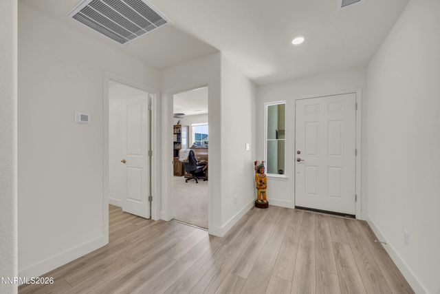 1140 Banner Peak Drive, Carson City, NV 89701