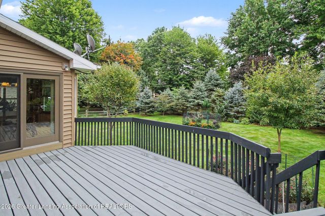 1199 Leeward Drive, Okemos, MI 48864