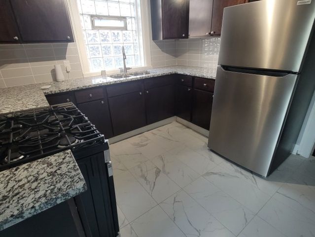 9719 S Prairie Avenue 2, Chicago, IL 60628