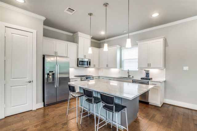 412 W 28th Street B, Houston, TX 77008