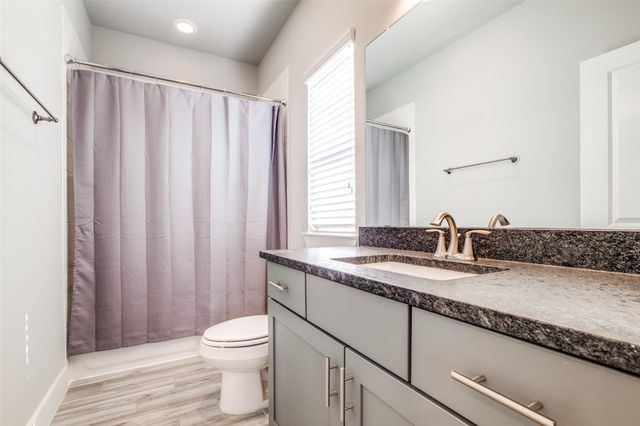 412 W 28th Street B, Houston, TX 77008