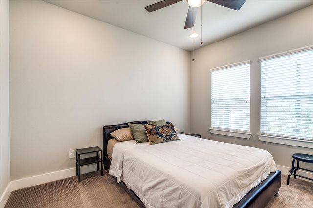 412 W 28th Street B, Houston, TX 77008