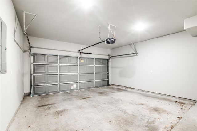 412 W 28th Street B, Houston, TX 77008