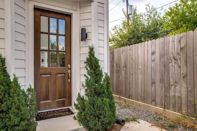 412 W 28th Street B, Houston, TX 77008