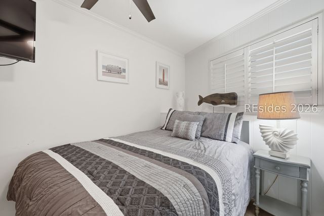 23 S Forest Beach Dr Apt 385, Hilton Head Island, SC 29928