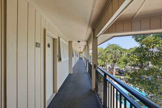 23 S Forest Beach Dr Apt 385, Hilton Head Island, SC 29928