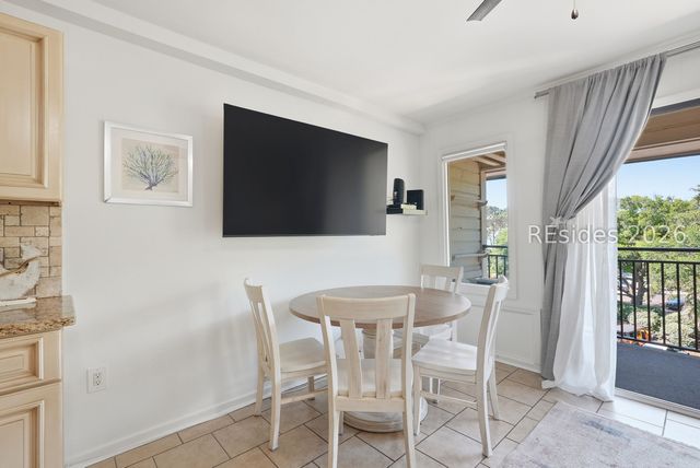 23 S Forest Beach Dr Apt 385, Hilton Head Island, SC 29928