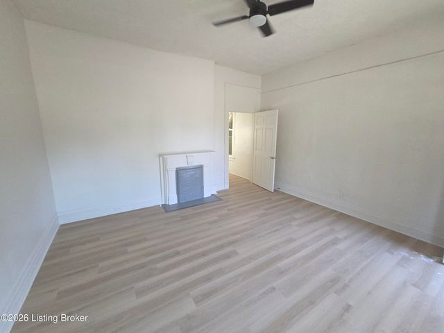 2701 W Madison St, Louisville, KY 40211