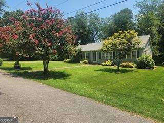 142 Griffin Drive, Carrollton, GA 30117
