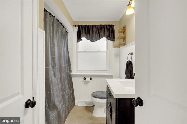 2229 BROUGHER LN, York, PA 17408