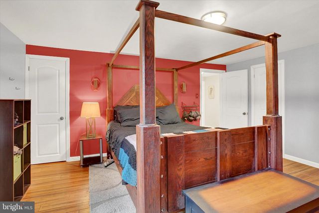 2229 BROUGHER LN, York, PA 17408