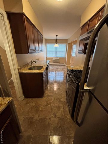 4 Colonial Road 92, Beacon, NY 12508