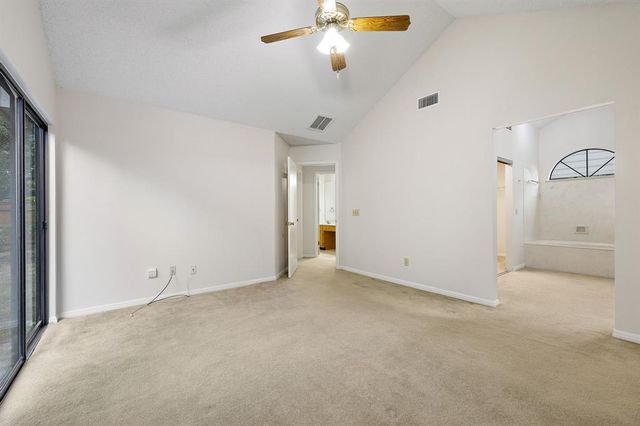 8302 Mendota CV, Austin, TX 78717