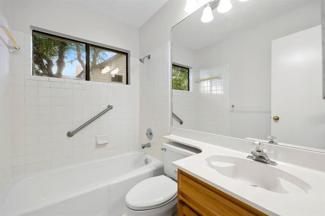 8302 Mendota CV, Austin, TX 78717