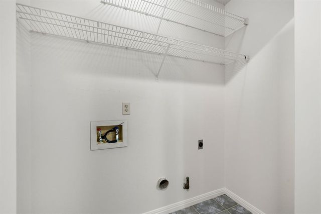 8302 Mendota CV, Austin, TX 78717