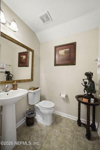 270 AMBER RIDGE Road, Jacksonville, FL 32218